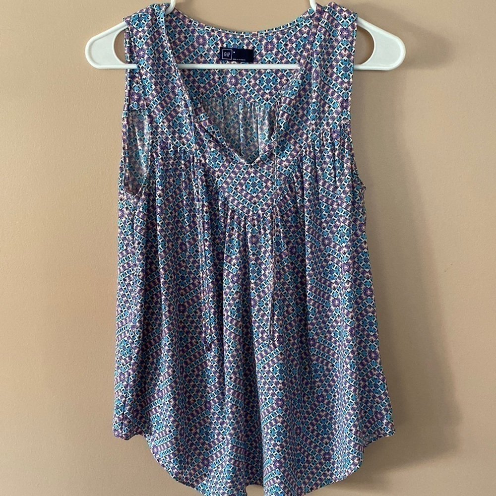 Mosaic Gap Tank Top